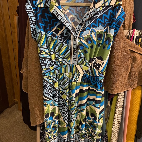 Enfocus Studio Dresses & Skirts - Colorful Geometric Patterned Dress